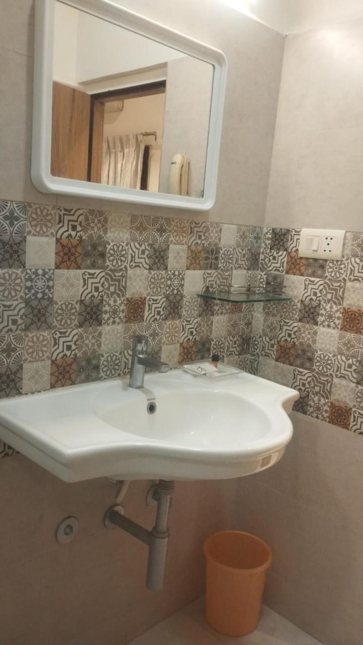 Hotel Annapoorna Residency Secunderabad Екстер'єр фото